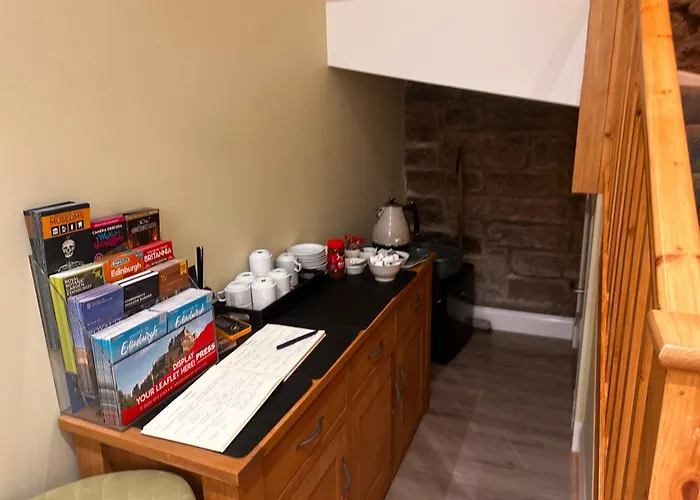Aynetree Guest House